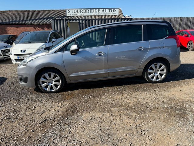 Peugeot 5008 1.6 E-hdi Allure Mpv Grey #2
