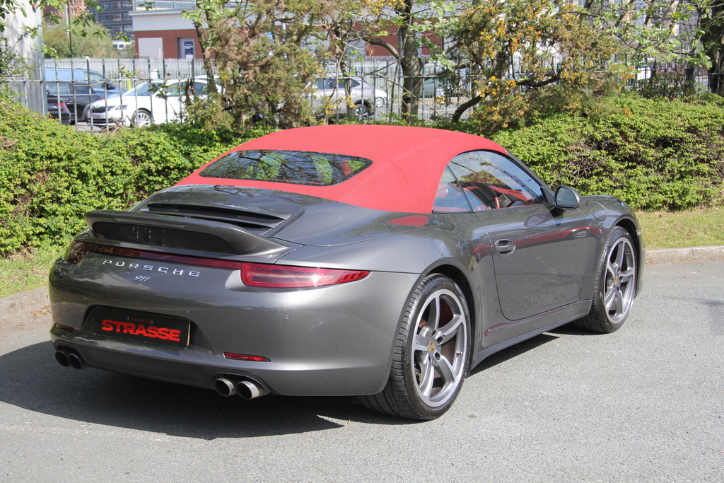 Porsche 911 Carrera 4 #5