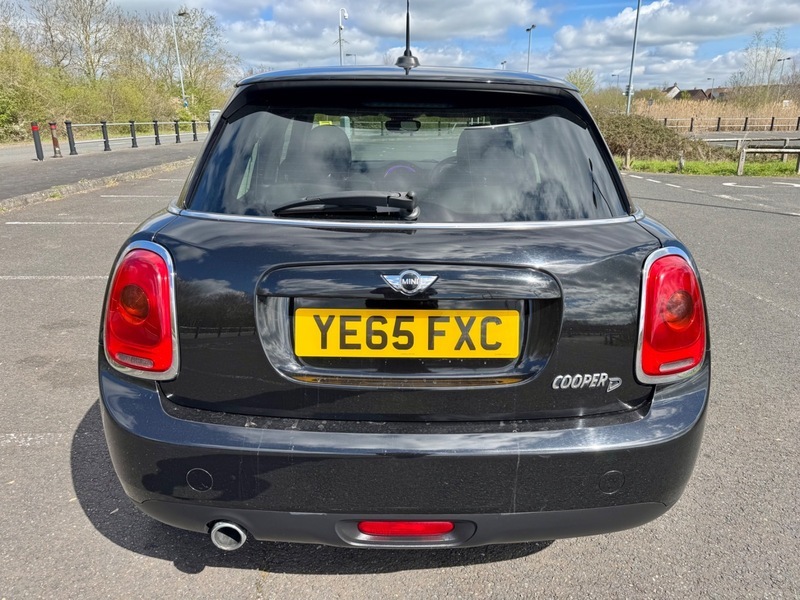 Mini Hatch D Black #5