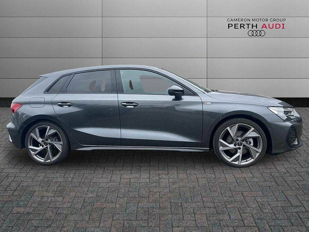 Audi A3 Sportback Black Edition Tfsi 150 Ps S Tronic SD75YDH Grey #4