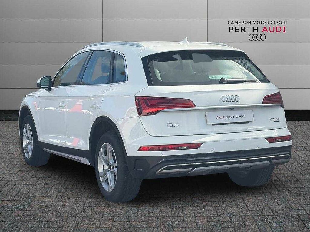 Audi Q5 Sport 40 Tdi Quattro 204 Ps S Tronic ST72EBV White #3