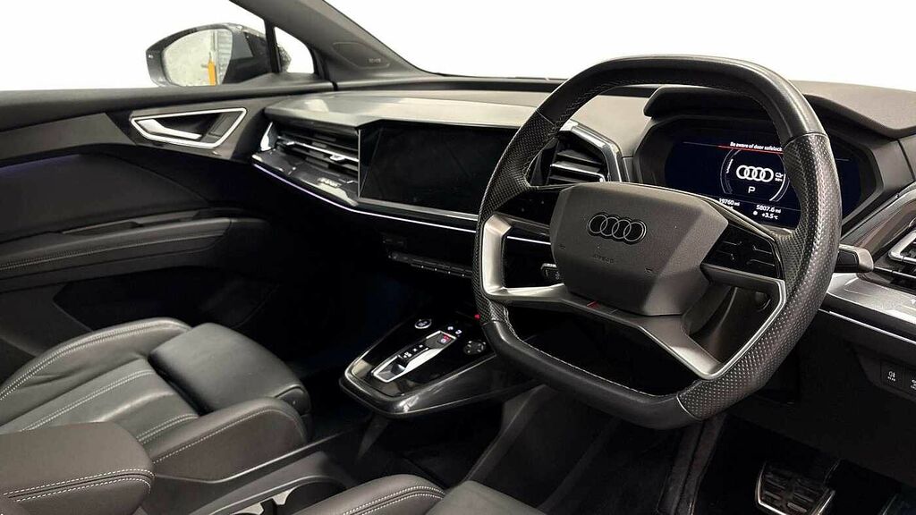 Audi Q4 E Tron Q4 Edition 1 50 E-tron Quattro 220,00 Kw KE72FJU White #6