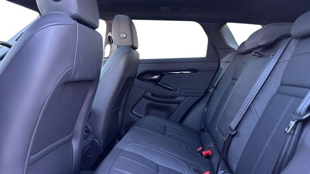 Land Rover Range Rover Evoque 2.0 D200 Dynamic Se 2025 KU25WXH Black #4