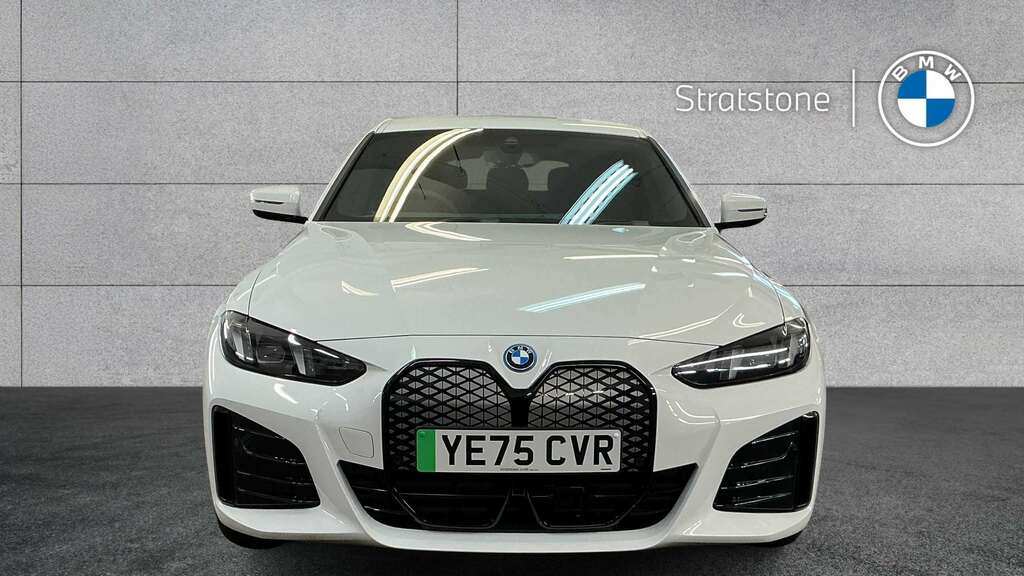 BMW i4 210Kw Edrive35 M Sport 70Kwh 2025 YE75CVR White #4