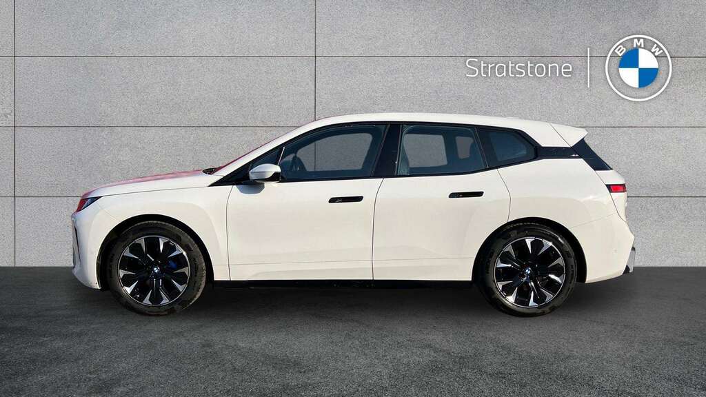 BMW iX 300Kw Xdrive45 M Sport 101Kwh 2025 GF75MVP White #4
