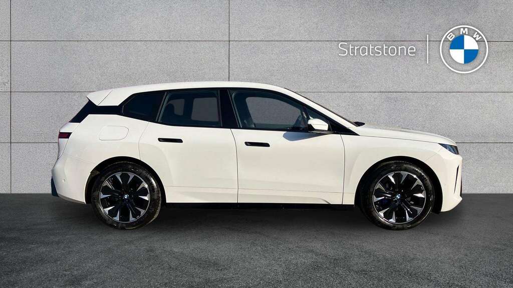 BMW iX 300Kw Xdrive45 M Sport 101Kwh 2025 GF75MVP White #3
