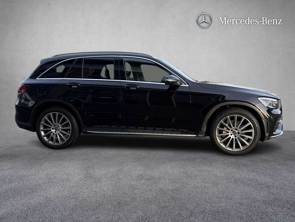 Mercedes-Benz GLC Class 300D 4Matic Amg Line Premium 9G-tronic 2020 Black #4