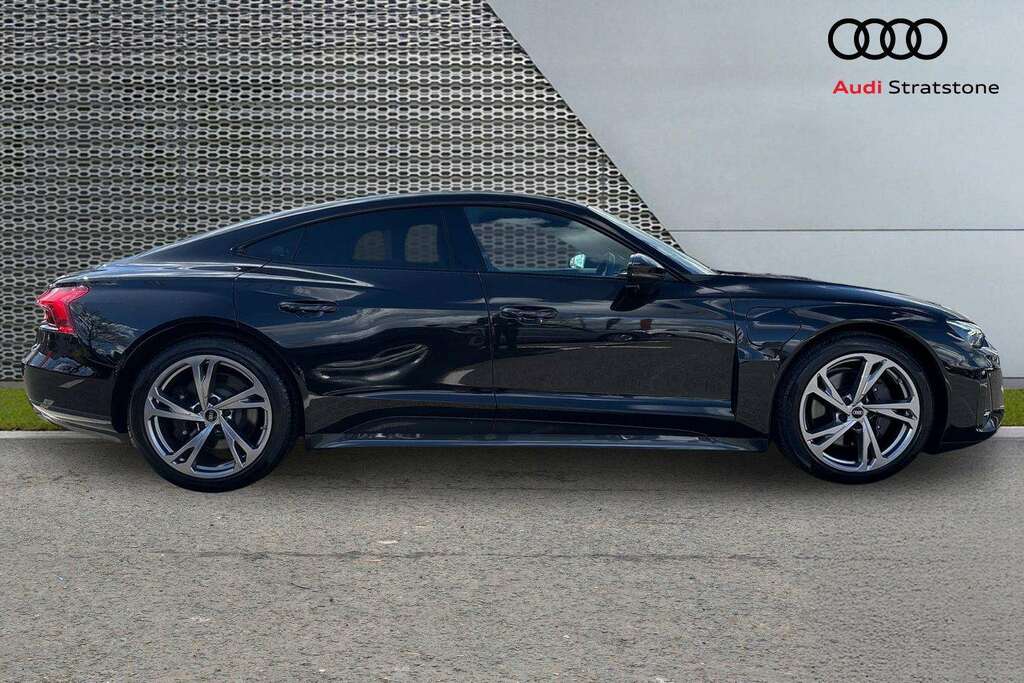Audi E Tron GT 390Kw Quattro 93Kwh 2022 NL72ODJ Black #2
