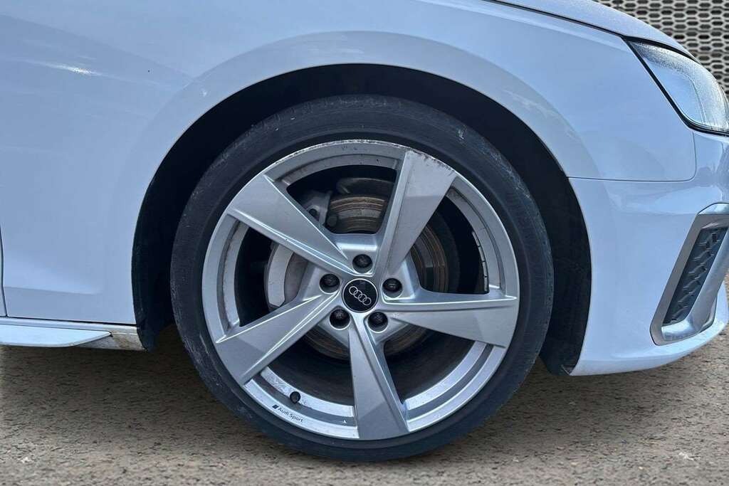 Audi A4 40 Tfsi 204 S Line S Tronic 2023 YC73CXL White #5