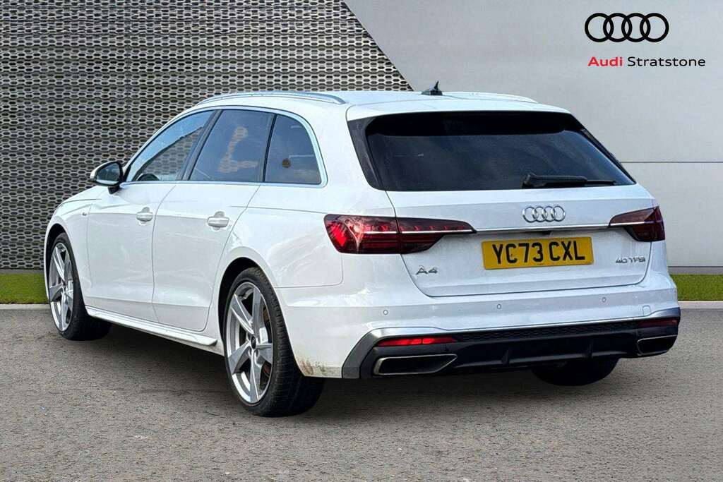Audi A4 40 Tfsi 204 S Line S Tronic 2023 YC73CXL White #3