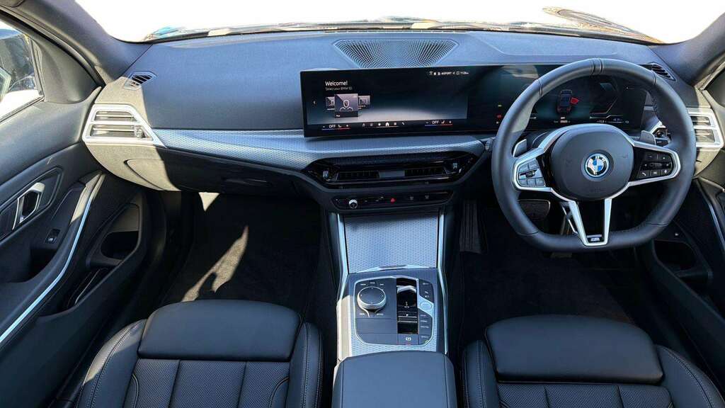 BMW 3 Series 330E 22.3 Kwh M Sport Step 2025 YE75APZ Black #5