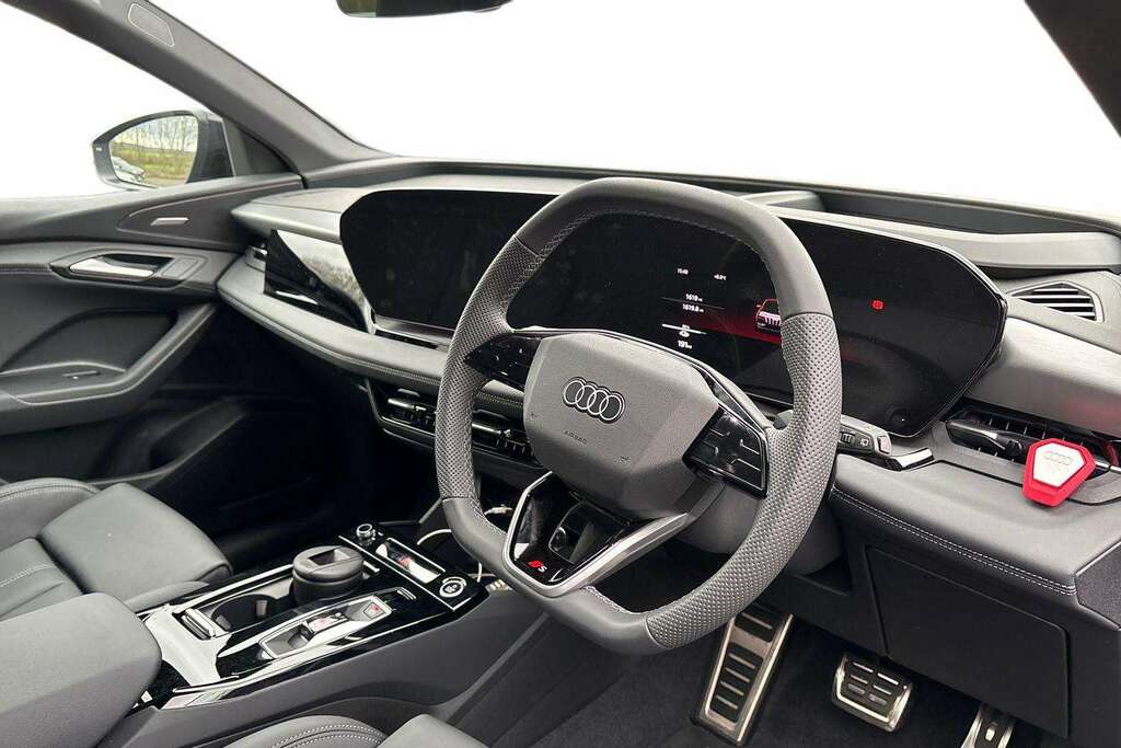 Audi Q6 E-Tron 285Kw Quattro 100Kwh S Line 2025 MM75PXW Black #6