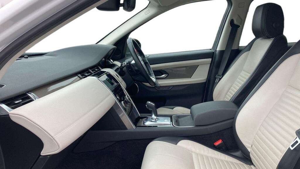 Land Rover Discovery Sport 2.0 P200 R-dynamic Se 2020 White #3