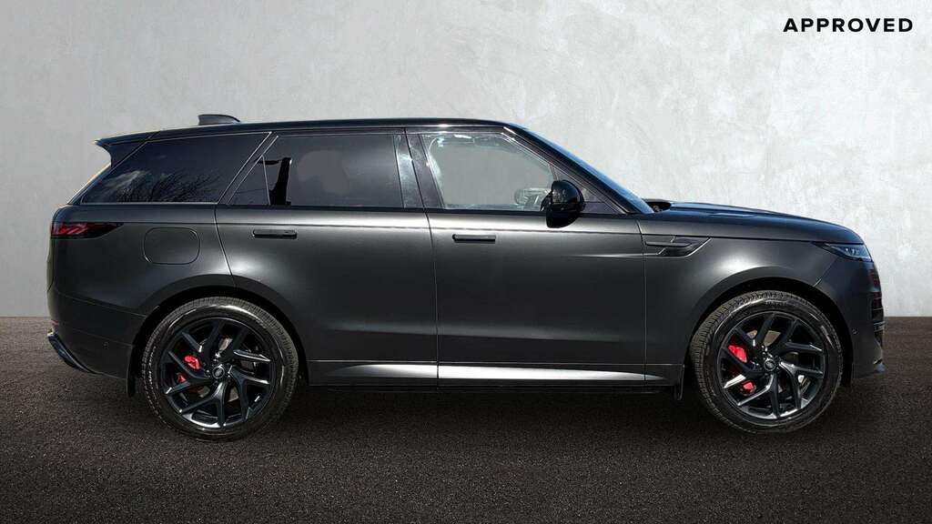 Land Rover Range Rover Sport 3.0 D300 Dynamic Se 2022 PX72ZRY Black #4