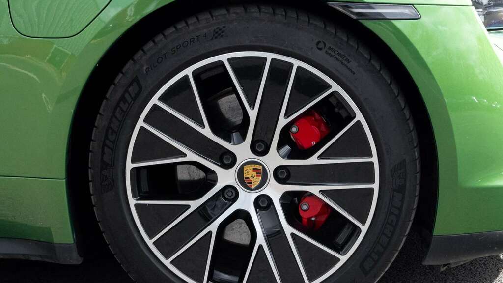 Porsche Taycan 4S 79Kwh 2022 MT72YXK Green #6