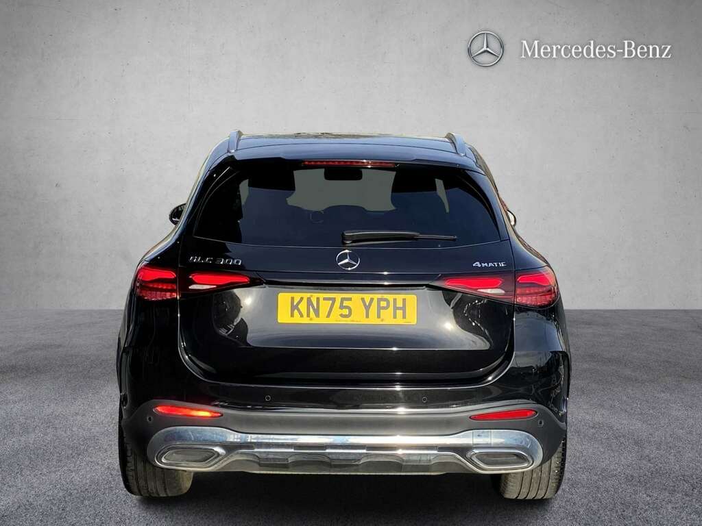 Mercedes-Benz GLC Class 300 4Matic Amg Line 9G-tronic 2025 KN75YPH Black #6