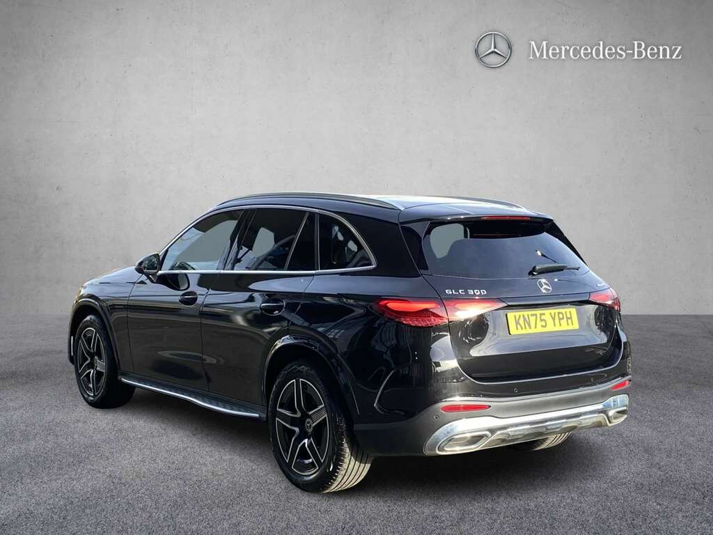 Mercedes-Benz GLC Class 300 4Matic Amg Line 9G-tronic 2025 KN75YPH Black #5