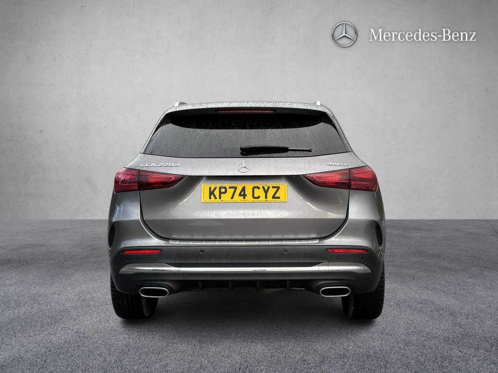 Mercedes-Benz GLA Class 220D 4Matic Amg Line Premium Plus 2024 KP74CYZ Grey #6