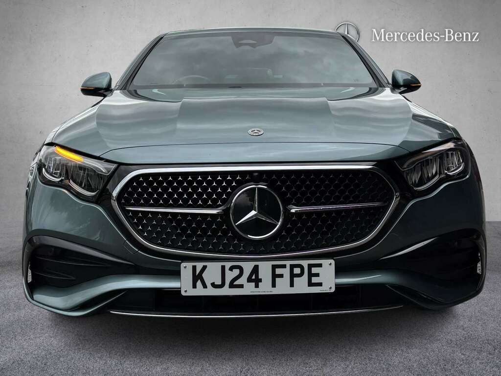 Mercedes-Benz E Class E200 Amg Line 9G-tronic 2024 KJ24FPE Silver #3