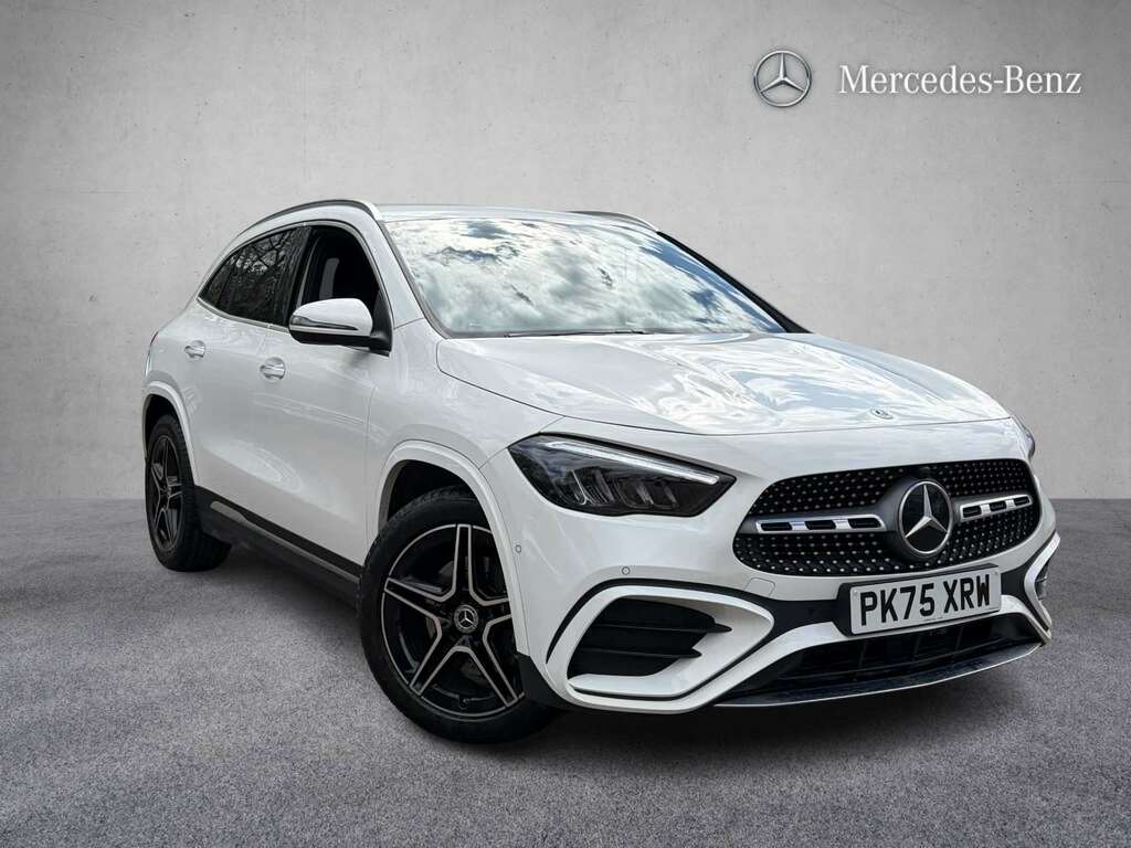 Mercedes-Benz GLA Class 200 Amg Line Executive 2025 White