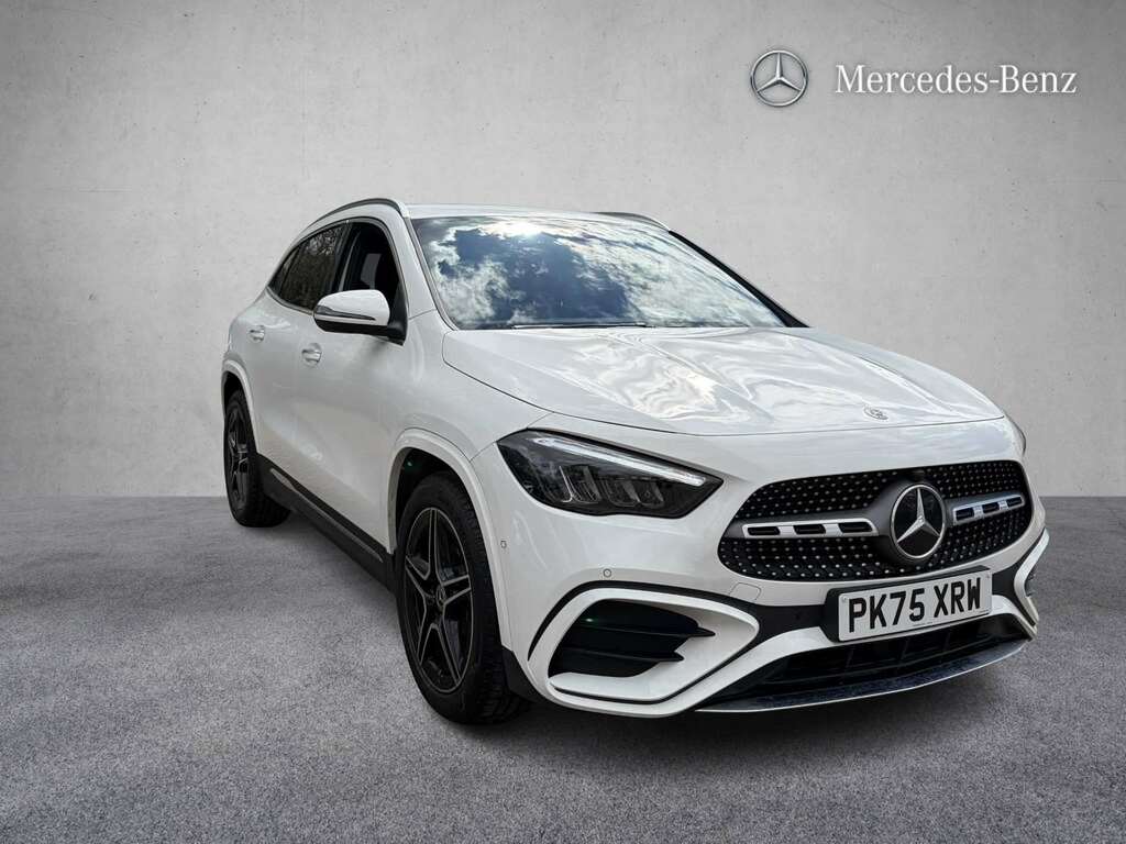 Mercedes-Benz GLA Class 200 Amg Line Executive 2025 White #5