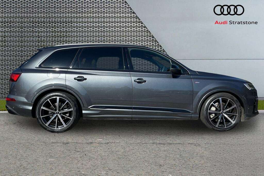 Audi Q7 55 Tfsi Quattro S Line Tiptronic 2024 LT24MFY Grey #4