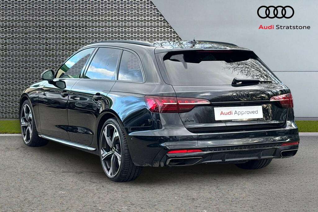 Audi A4 40 Tfsi 204 Black Edition S Tronic 2023 DX73WRF Black #3