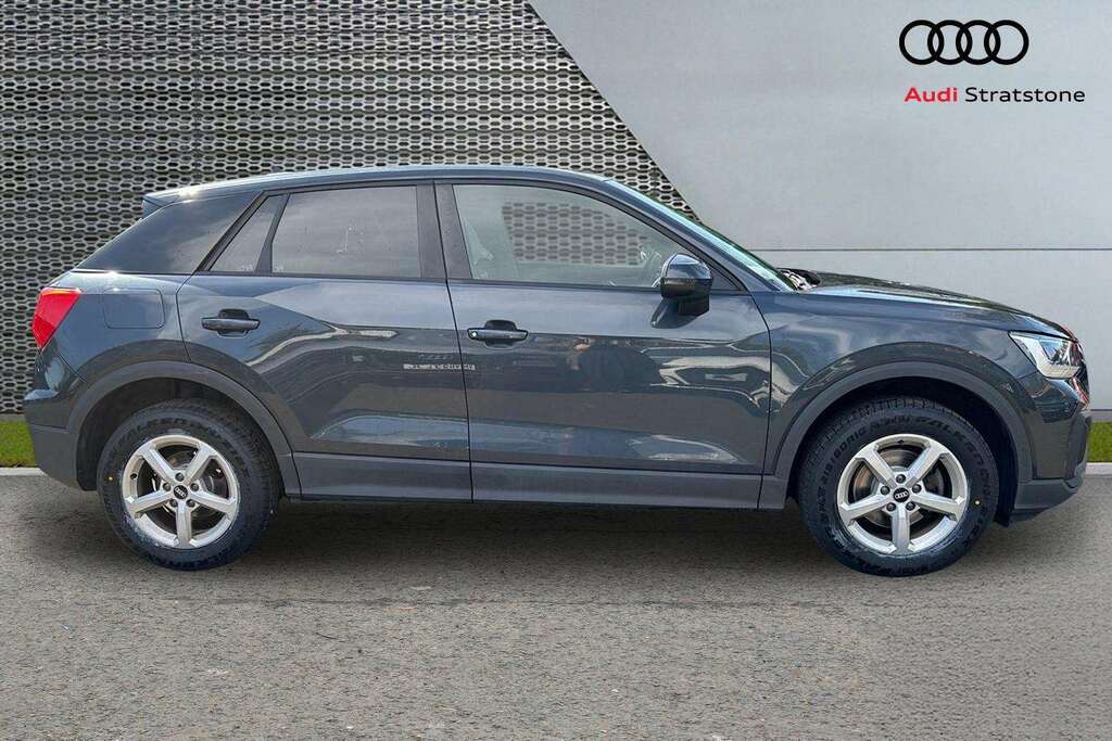 Audi Q2 30 Tdi Technik S Tronic 2021 LF71FAU Grey #3