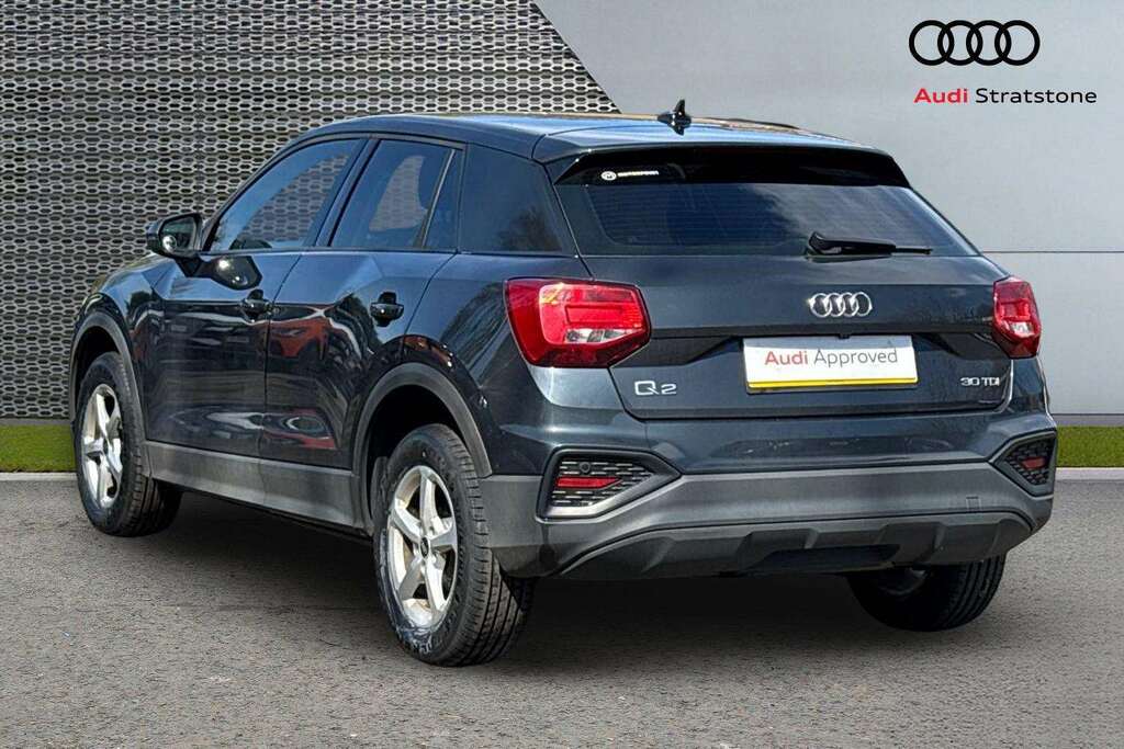 Audi Q2 30 Tdi Technik S Tronic 2021 LF71FAU Grey #2