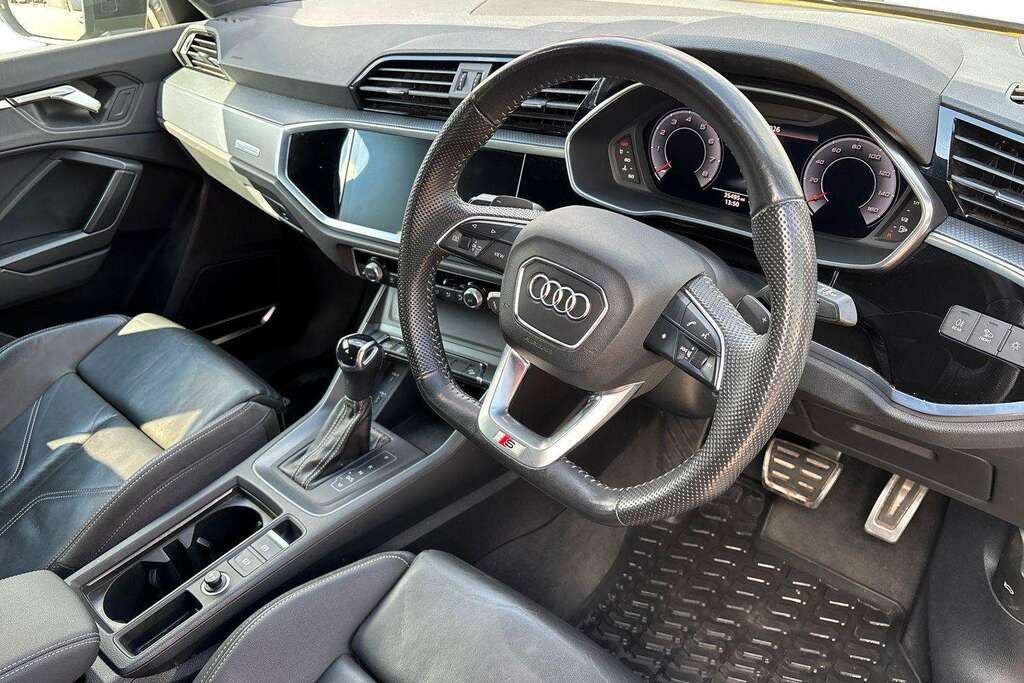 Audi Q3 35 Tfsi Edition 1 S Tronic 2020 LR70YVK Grey #6