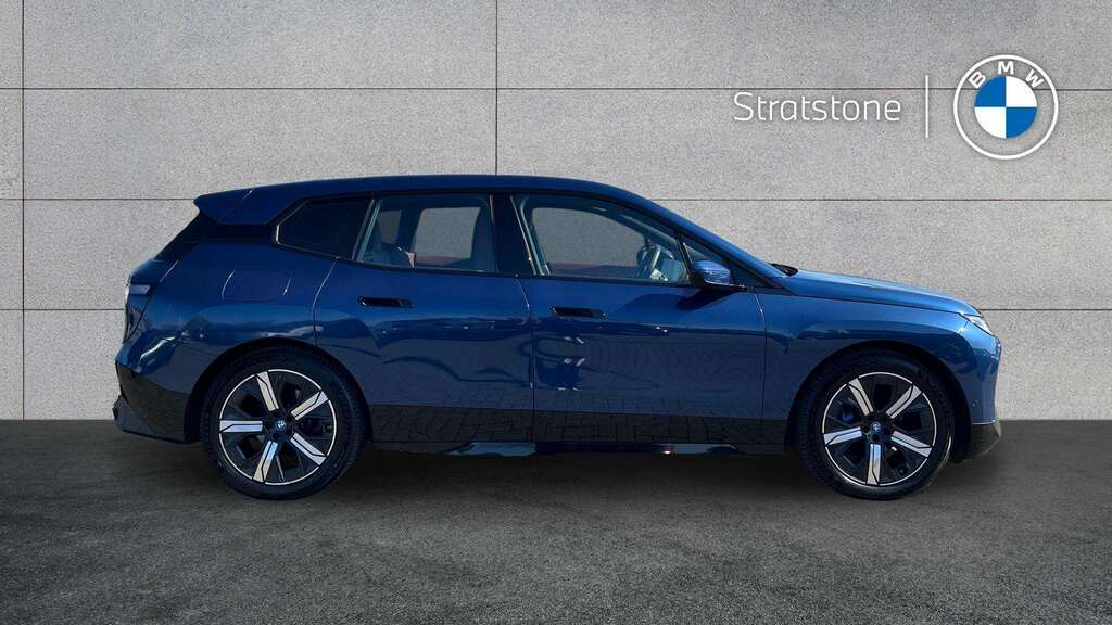 BMW iX 385Kw Xdrive50 M Sport 111.5Kwh 2023 LO73XCA Blue #2