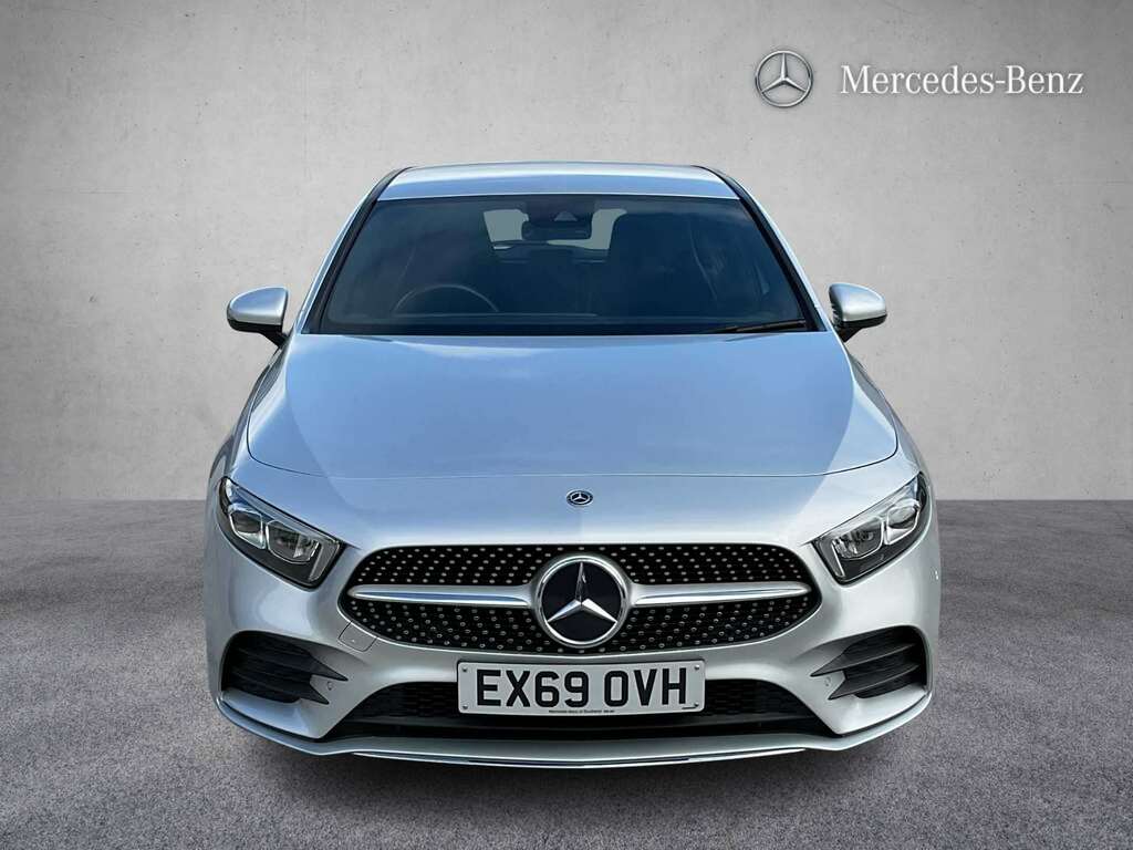 Mercedes-Benz A Class A180 Amg Line Executive 2019 EX69OVH Silver #2