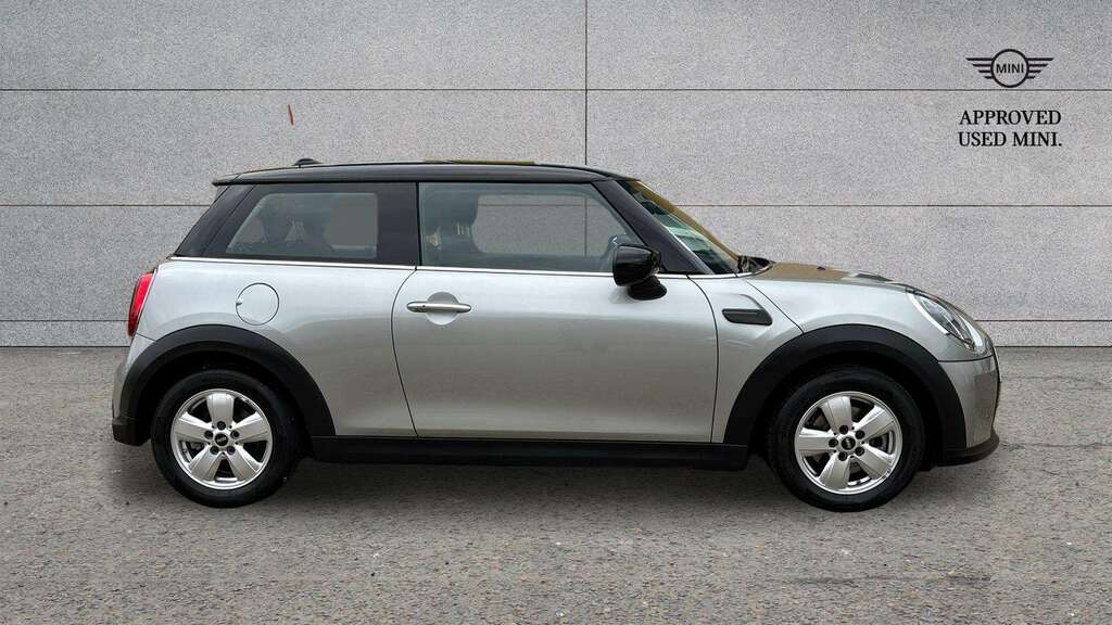 Mini Hatch 1.5 Cooper Classic 2023 GJ73NVX Silver #3