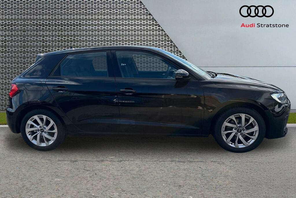 Audi A1 30 Tfsi Sport S Tronic 2024 VK74EUA Black #4