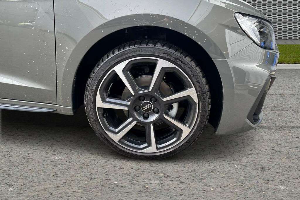 Audi A1 30 Tfsi Black Edition 2026 VO26ESU Grey #5