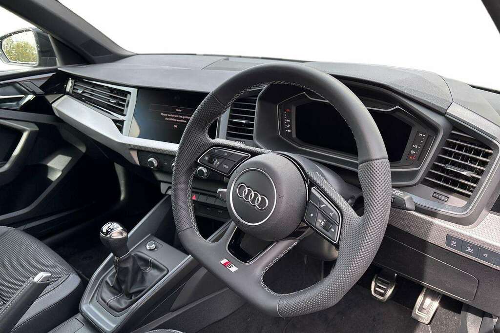 Audi A1 30 Tfsi Black Edition 2026 VO26ESU Grey #6