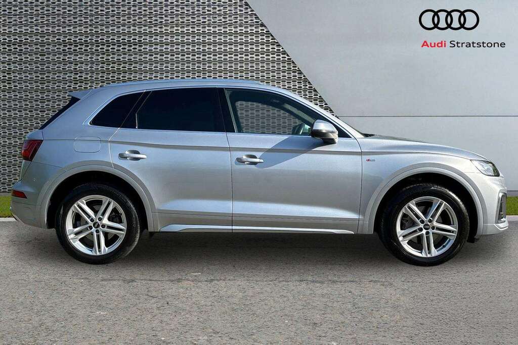 Audi Q5 40 Tdi Quattro S Line S Tronic 2023 DX72WMG Silver #4