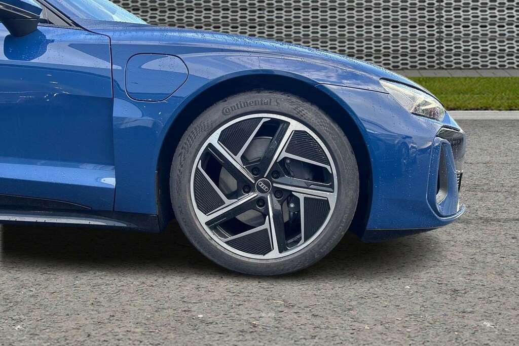 Audi E Tron GT 370Kw 105Kwh Quattro 2026 KP26OLJ Blue #4