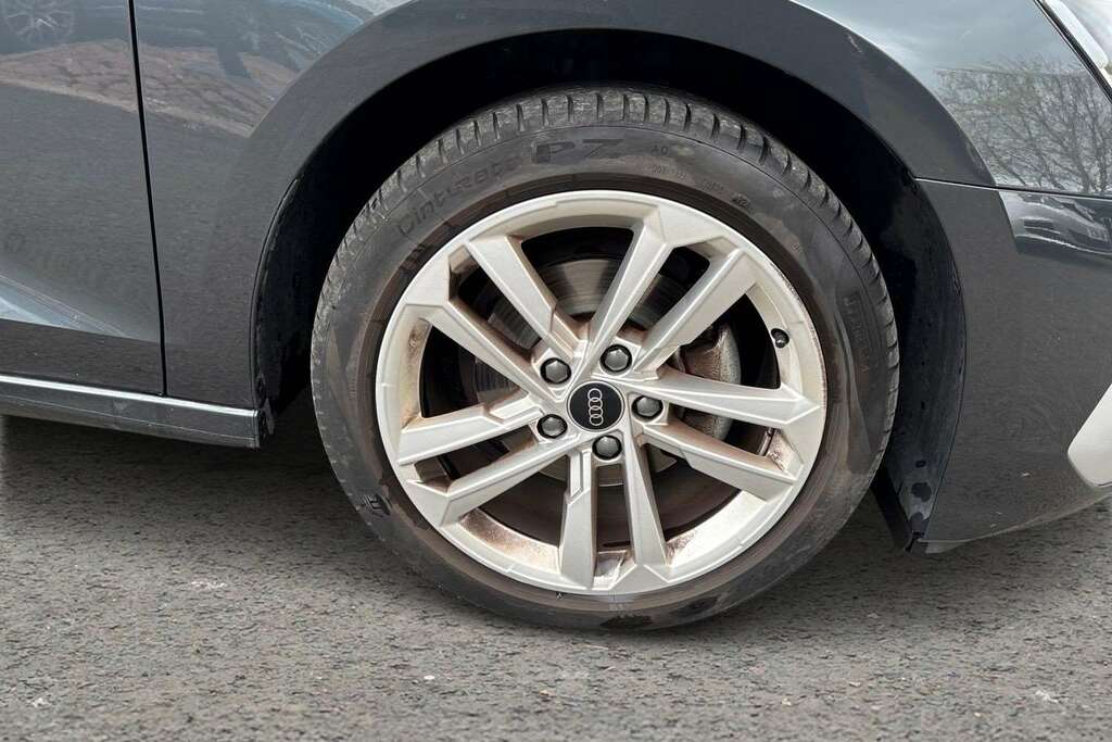 Audi A3 35 Tfsi Sport 2024 DW24HHL Grey #5