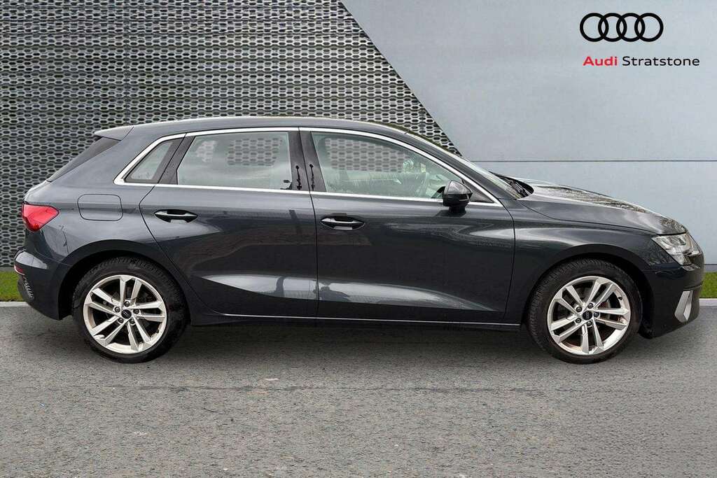 Audi A3 35 Tfsi Sport 2024 DW24HHL Grey #4