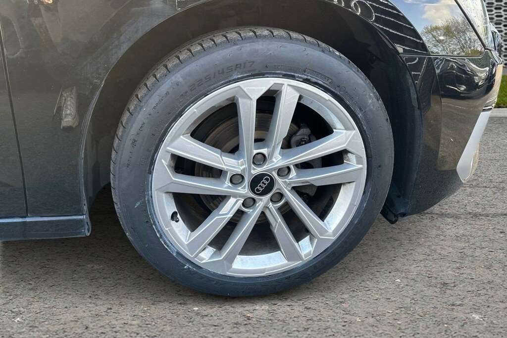 Audi A3 35 Tfsi Sport 2024 BU24KDJ Black #5