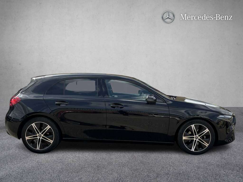 Mercedes-Benz A Class A180 Sport Edition 2025 KN25XXM Black #3