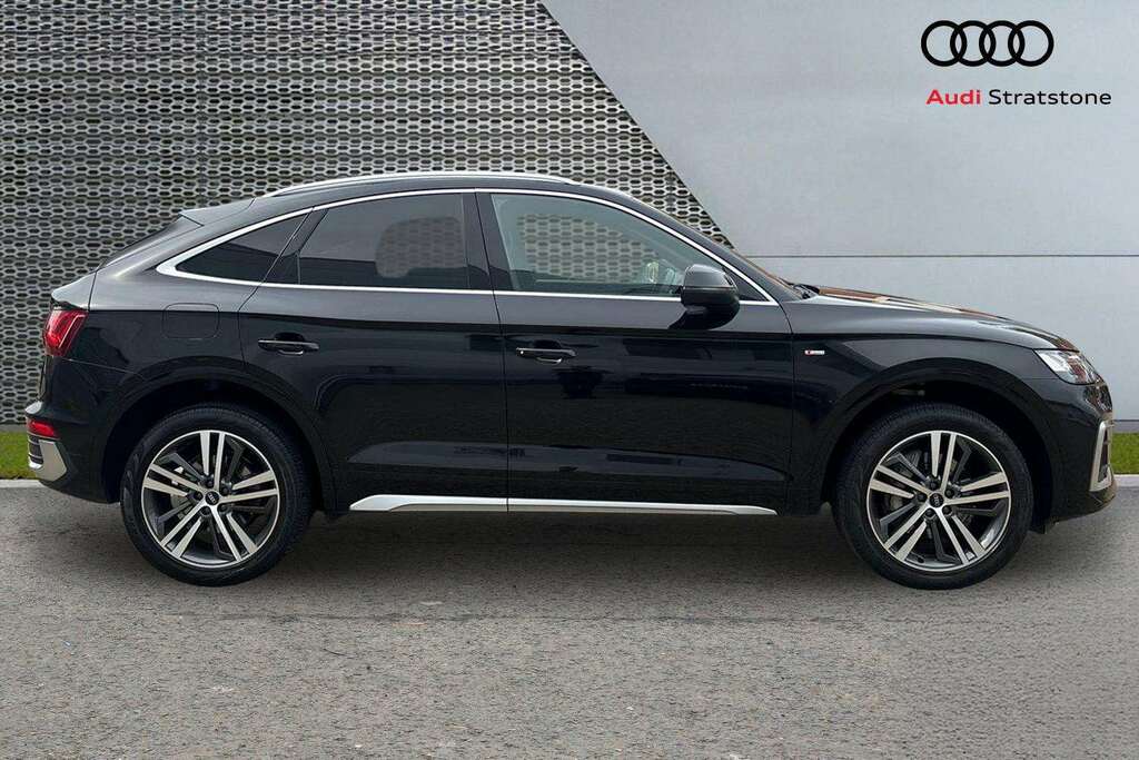 Audi Q5 55 Tfsi E Quattro Competition S Tronic 2021 MT71AEC Black #4