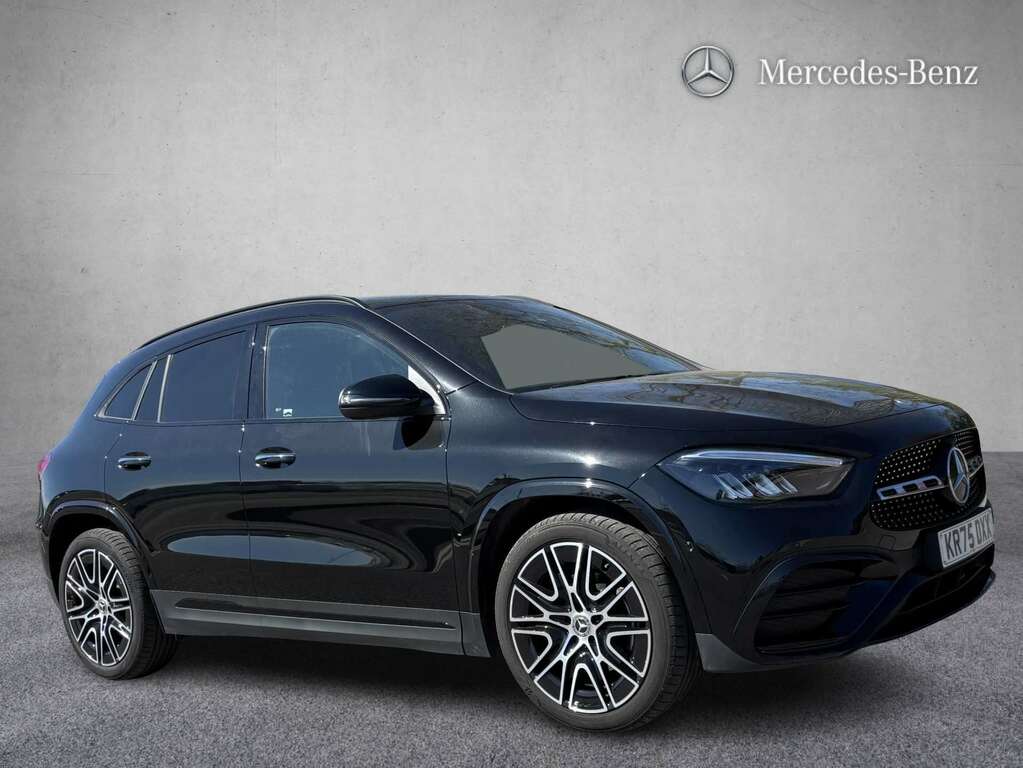 Mercedes-Benz GLA Class 200D Amg Line Premium 2025 Black