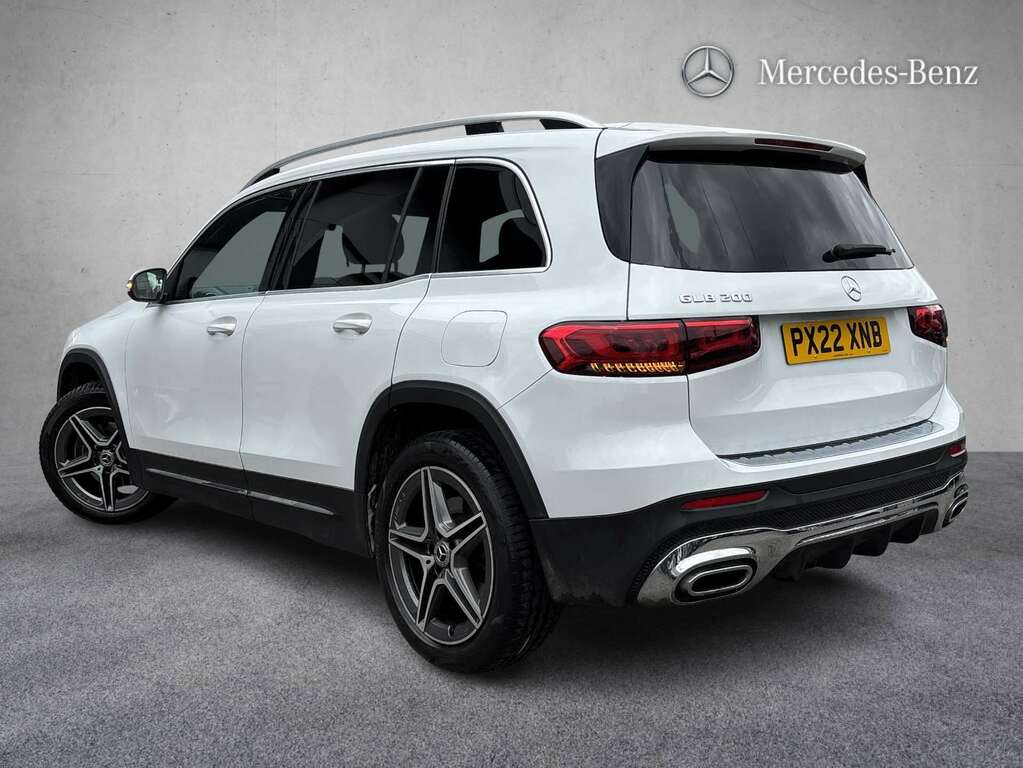 Mercedes-Benz GLB Class 200 Amg Line 7G-tronic 2022 PX22XNB White #2