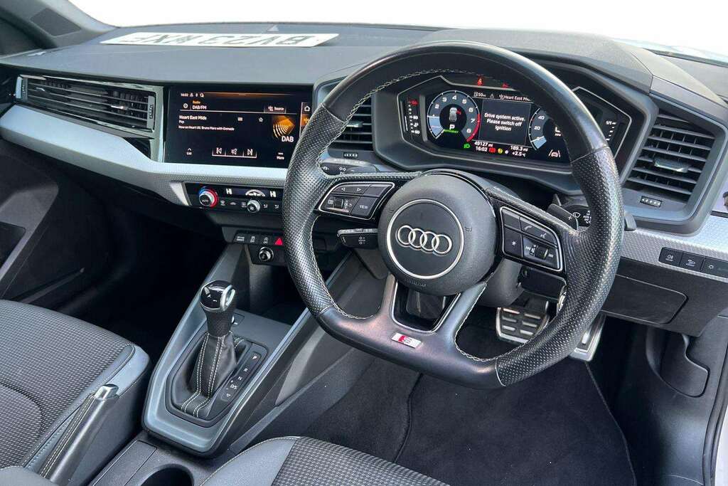 Audi A1 30 Tfsi S Line S Tronic 2024 BA74LGK White #6