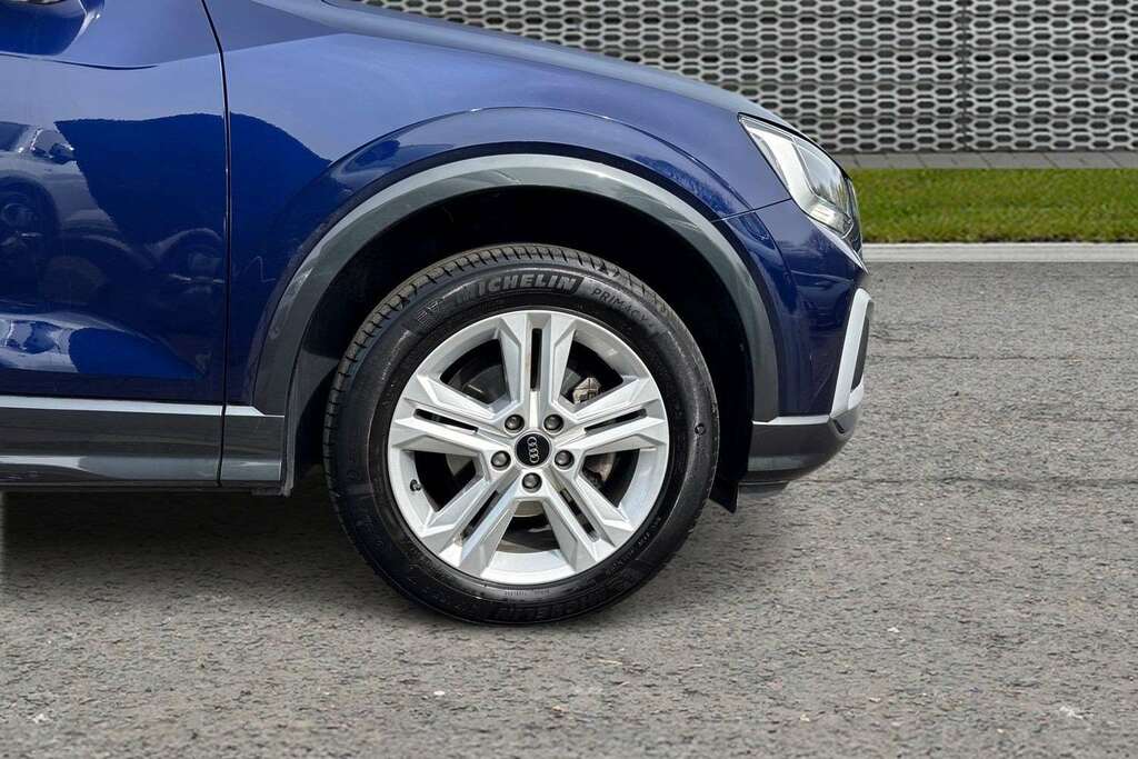 Audi Q2 35 Tfsi Sport S Tronic 2024 DW24HGZ Blue #5