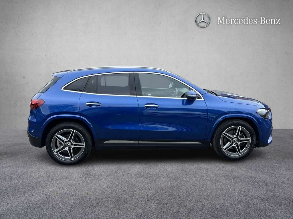 Mercedes-Benz GLA Class 200 Amg Line Executive 2024 KP24GKC Blue #3