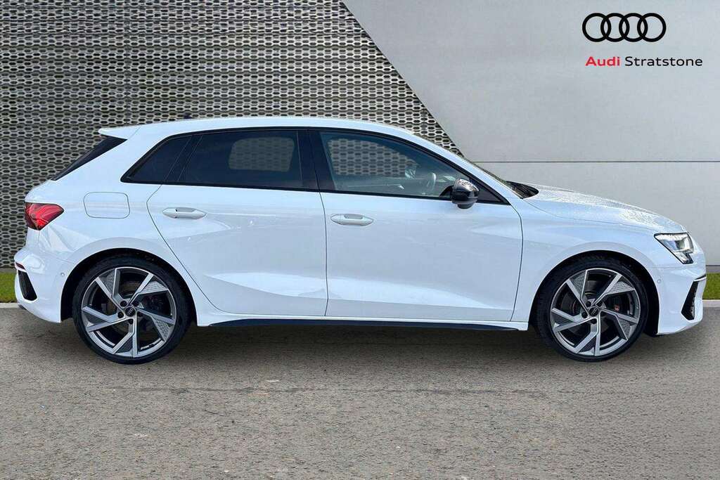 Audi A3 S3 Tfsi Black Edition Quattro S Tronic 2023 DX73WVC White #4
