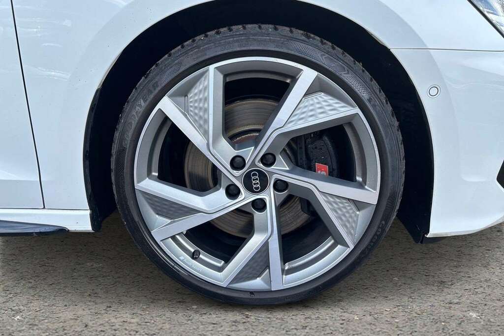 Audi A3 S3 Tfsi Black Edition Quattro S Tronic 2023 DX73WVC White #5